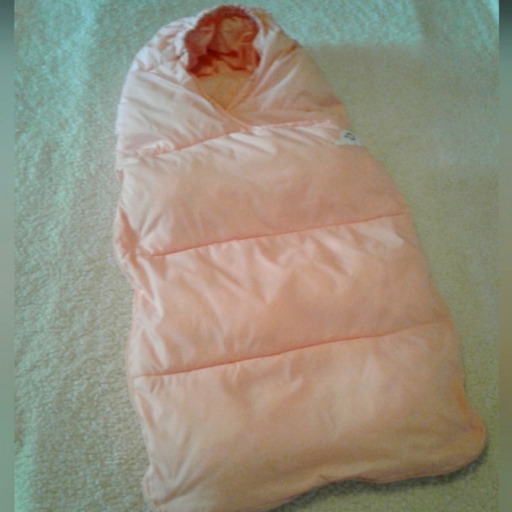 🌺 Like New Pink Puffer Baby Bunting/Zip Bag